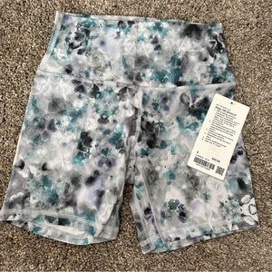 Lululemon align shorts 6”